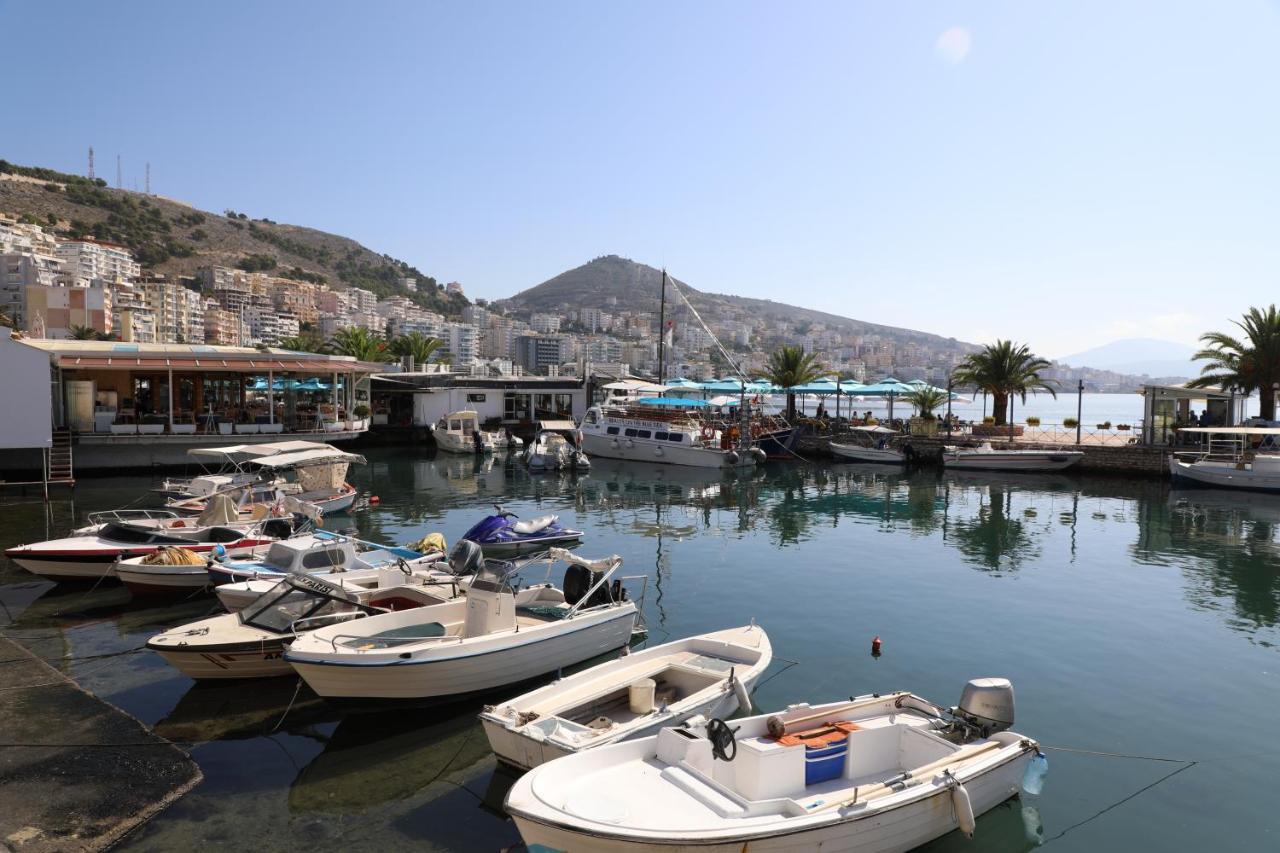 Luxury Seafront Apartments Sarandë 외부 사진