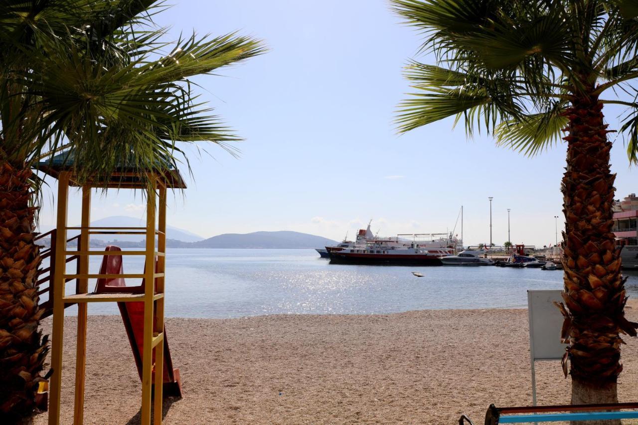 Luxury Seafront Apartments Sarandë 외부 사진