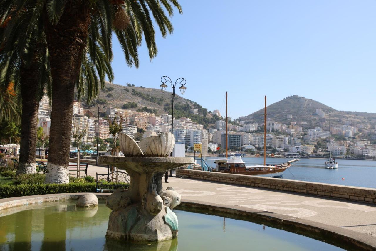 Luxury Seafront Apartments Sarandë 외부 사진