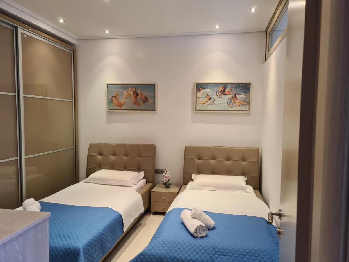 Luxury Seafront Apartments Sarandë 외부 사진