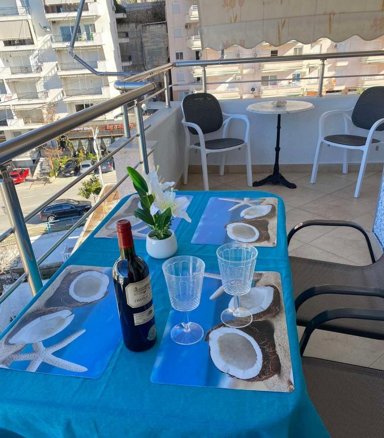 Luxury Seafront Apartments Sarandë 객실 사진