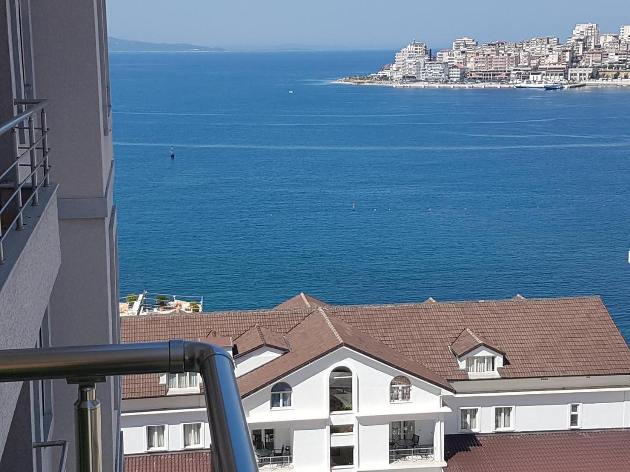 Luxury Seafront Apartments Sarandë 외부 사진