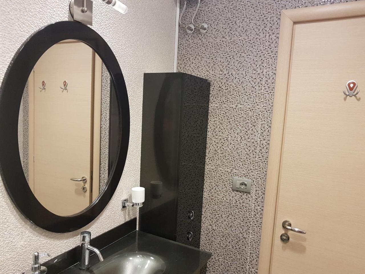 Luxury Seafront Apartments Sarandë 외부 사진